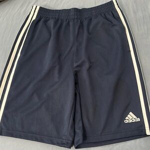 ❌SOLD❌Adidas boys athletic shorts in navy. Size L